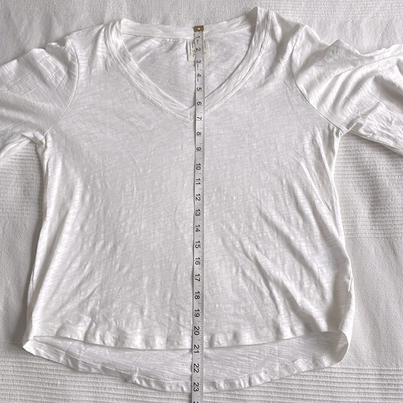 Anthropologie Meadow Rue V-Neck Bell Sleeve Tee Size Medium Petite - Picture 6 of 8